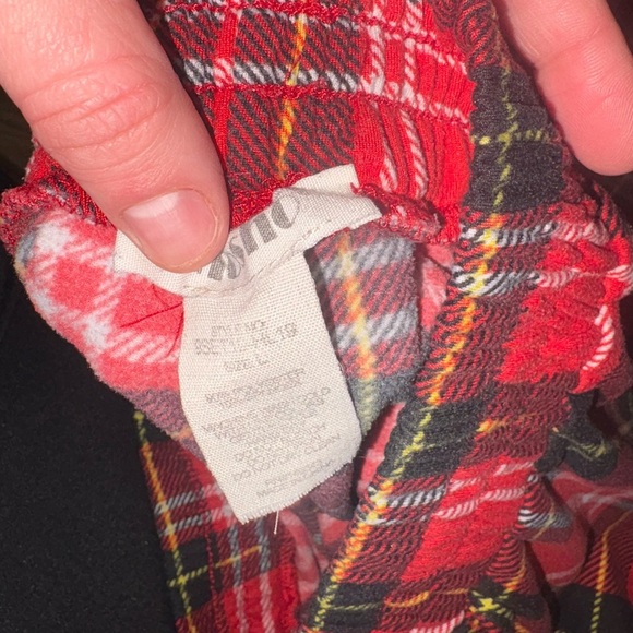 β¨ Shosho Red Plaid Pajama Set β¨ - Picture 4 of 7